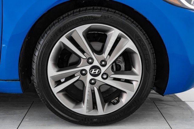 Used 2017 Hyundai Elantra Limited image 49