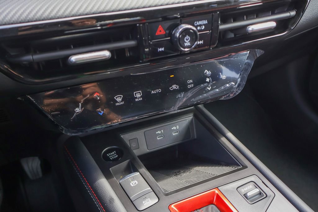 New 2026 Nissan Kicks SR image 13