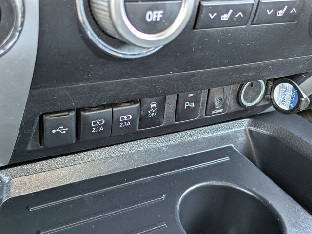 Used 2021 Toyota Tundra Limited w/ Limited Premium Package image 23