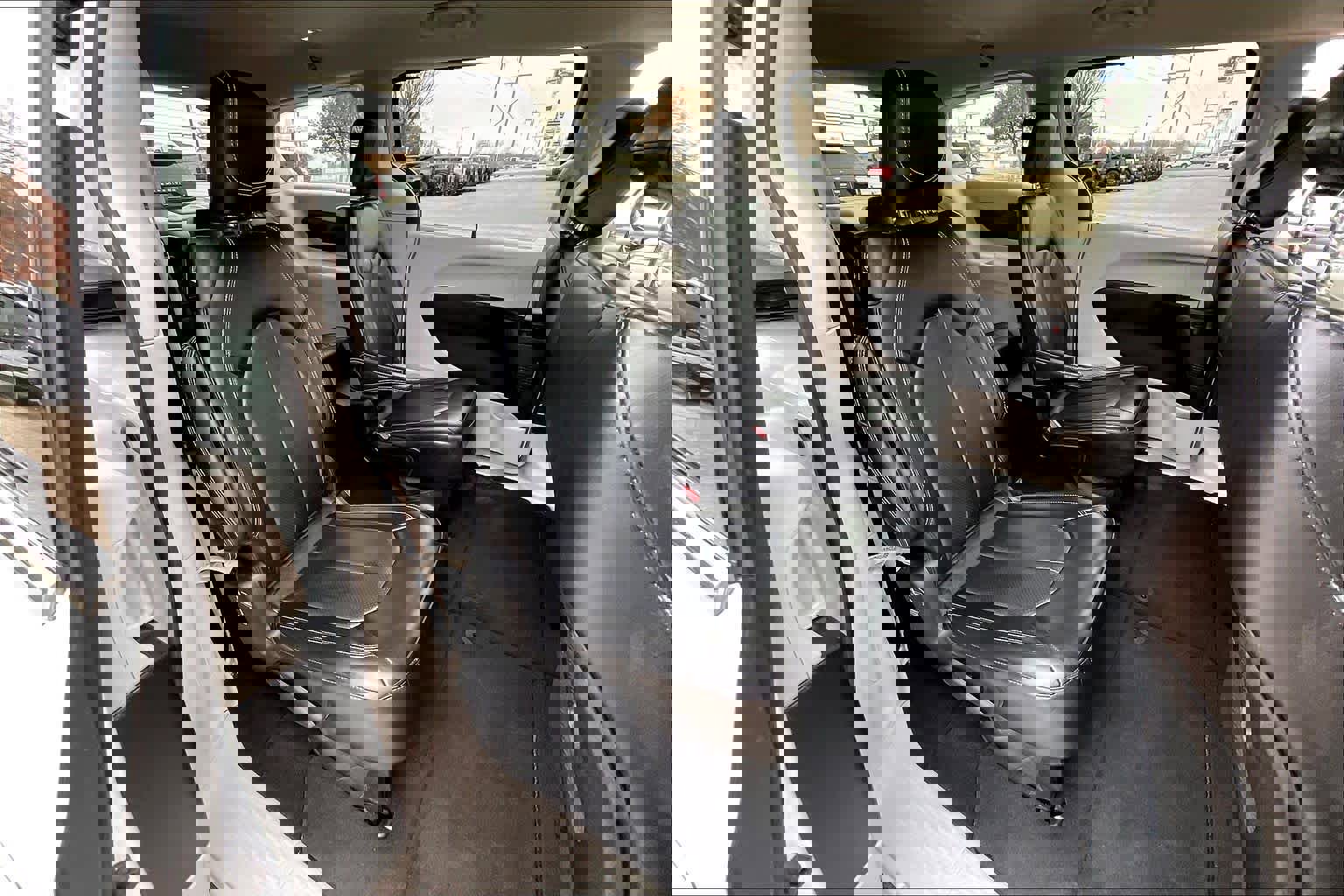 Used 2024 Chrysler Pacifica Touring-L image 20