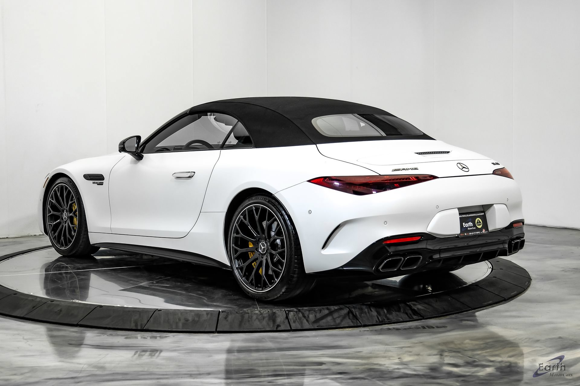 Used 2022 Mercedes-Benz SL 63 AMG 4MATIC image 11