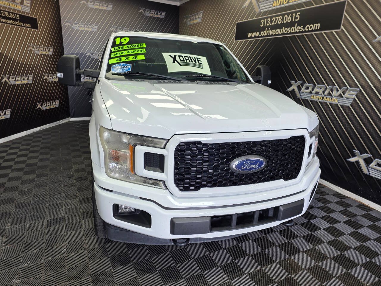 Used 2019 Ford F150 XL w/ Equipment Group 101A Mid AWD/4WD image 4