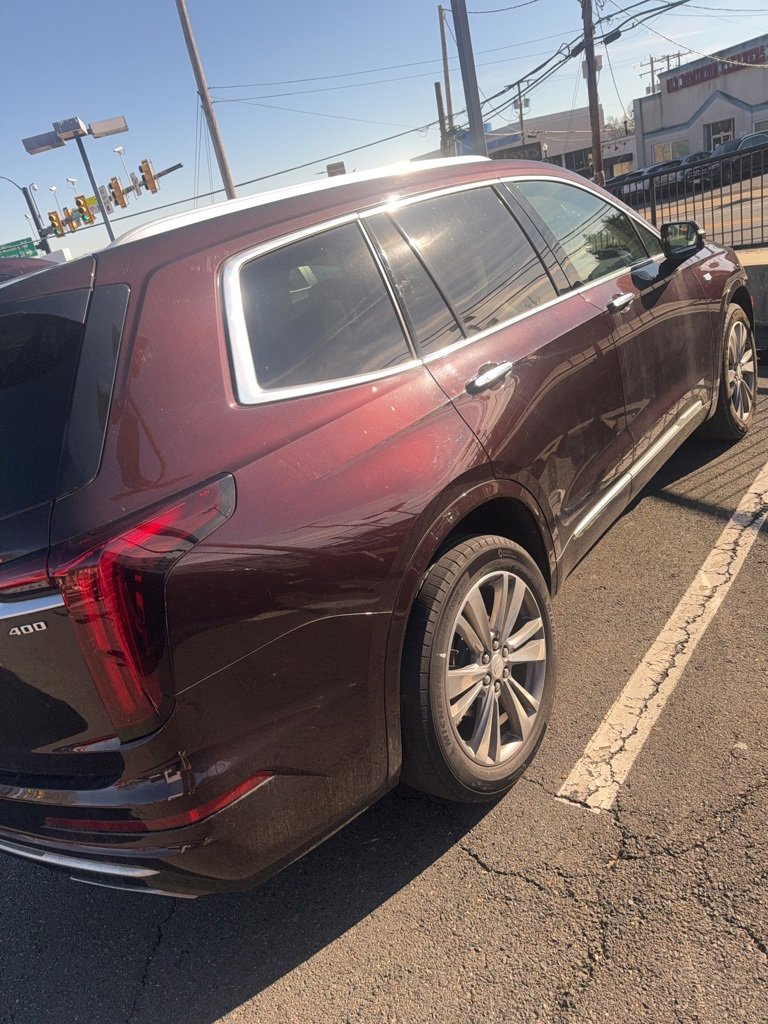 Used 2020 Cadillac XT6 Premium Luxury w/ LPO, Floor Liner Package image 2