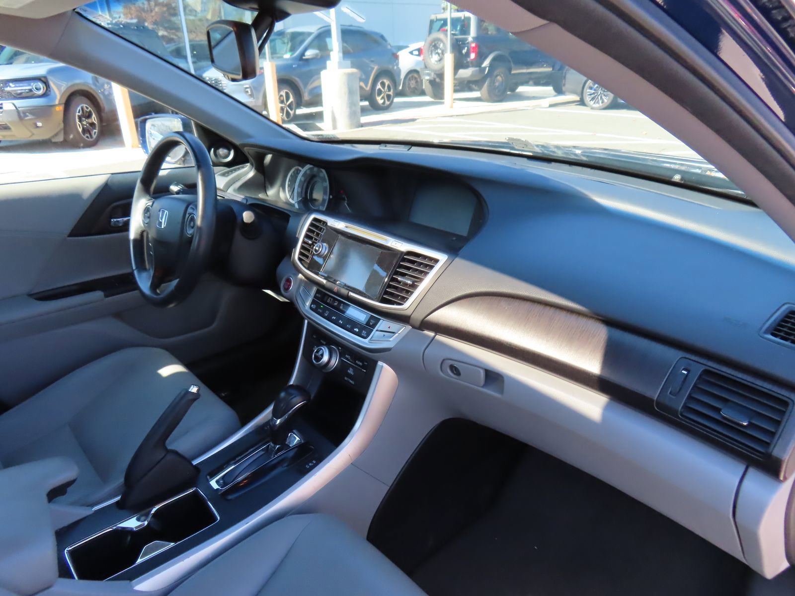 Used 2013 Honda Accord EX-L image 17