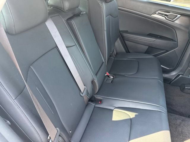 Used 2023 Kia Sportage EX AWD/4WD image 18
