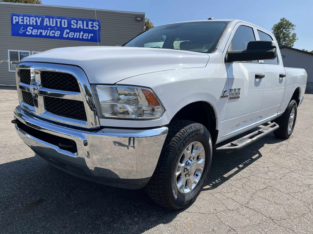 Used 2018 RAM 2500 Tradesman w/ Chrome Appearance Group AWD/4WD image 2