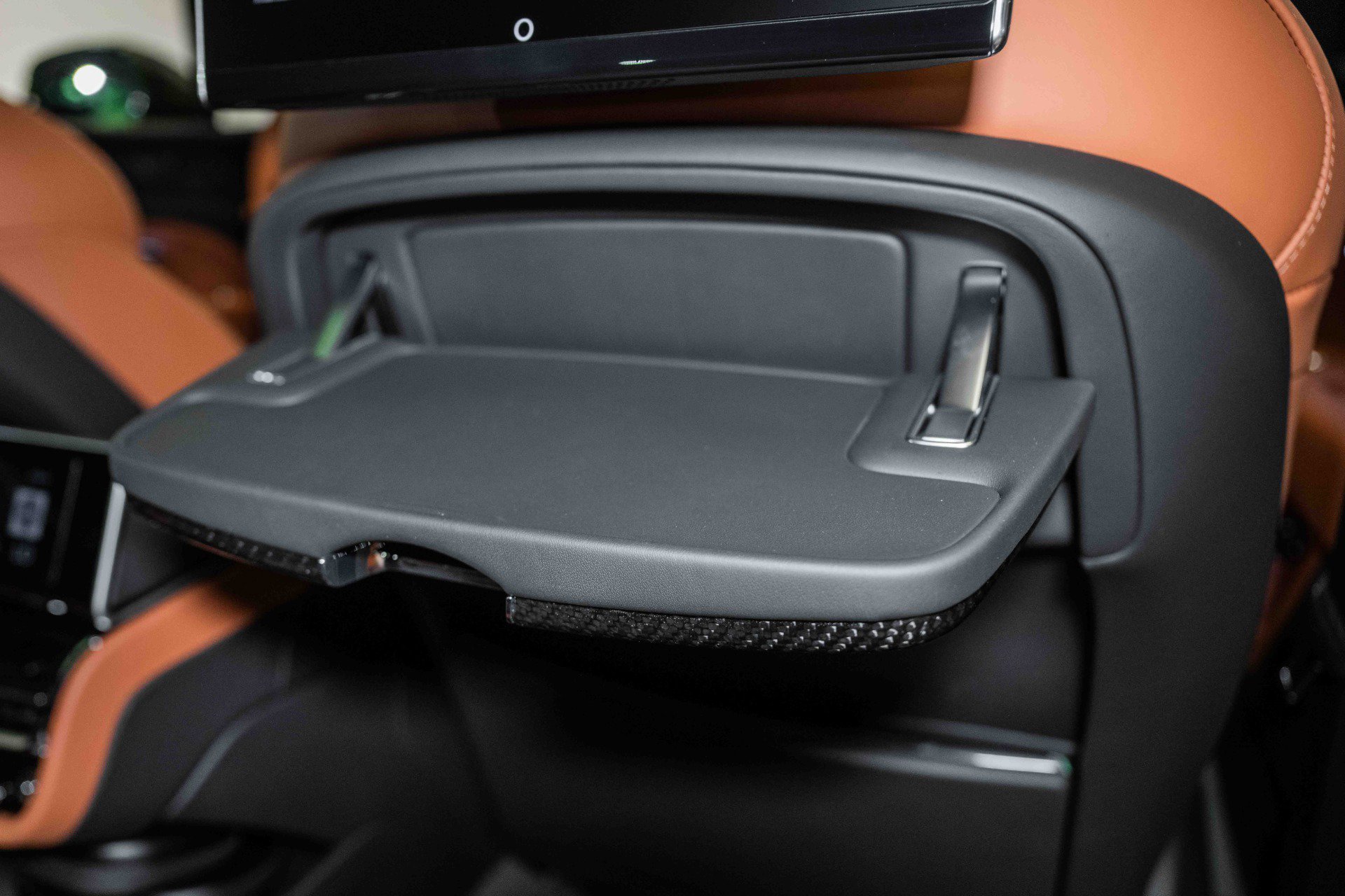 New 2024 Bentley Bentayga Extended Wheelbase image 27