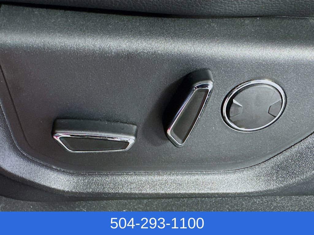 Used 2018 Ford Expedition XLT w/ Equipment Group 201A image 18