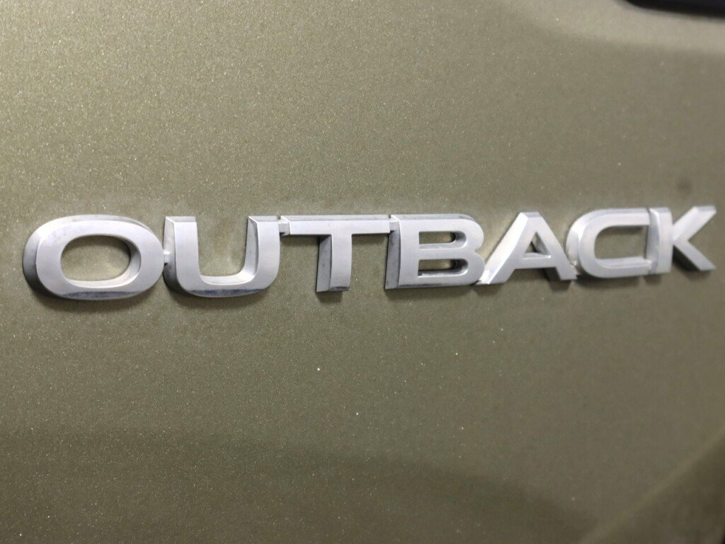 Used 2022 Subaru Outback Limited AWD/4WD image 39