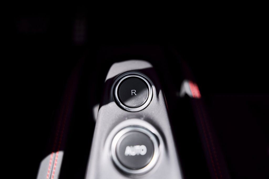 Used 2022 Ferrari F8 Tributo image 77