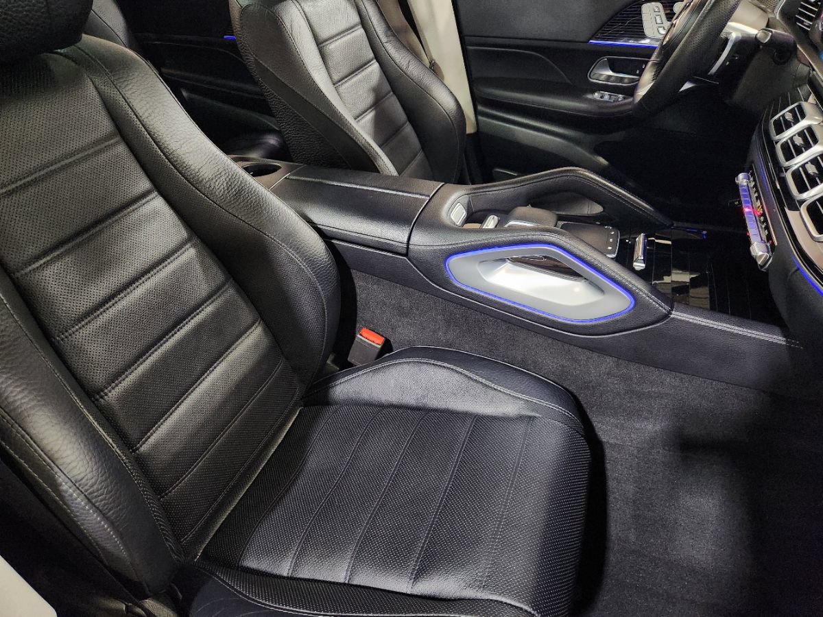 Used 2024 Mercedes-Benz GLS 450 4MATIC image 28