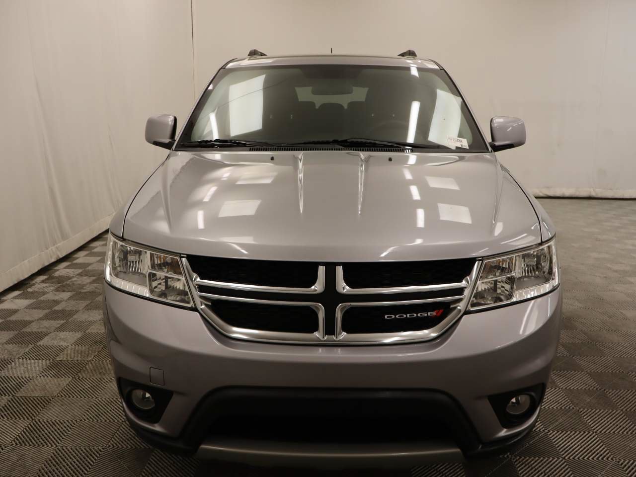Used 2018 Dodge Journey SXT FWD image 4