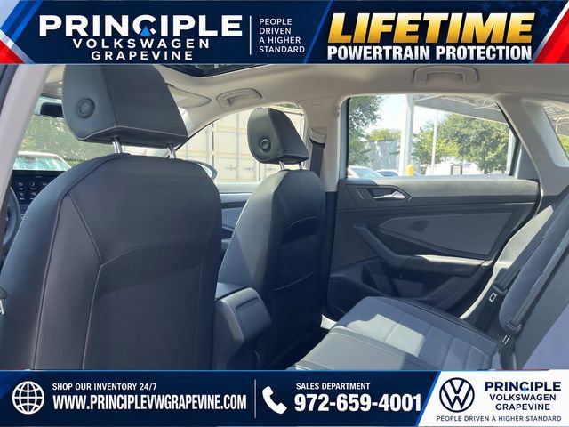 New 2027 Volkswagen Jetta SE FWD image 23