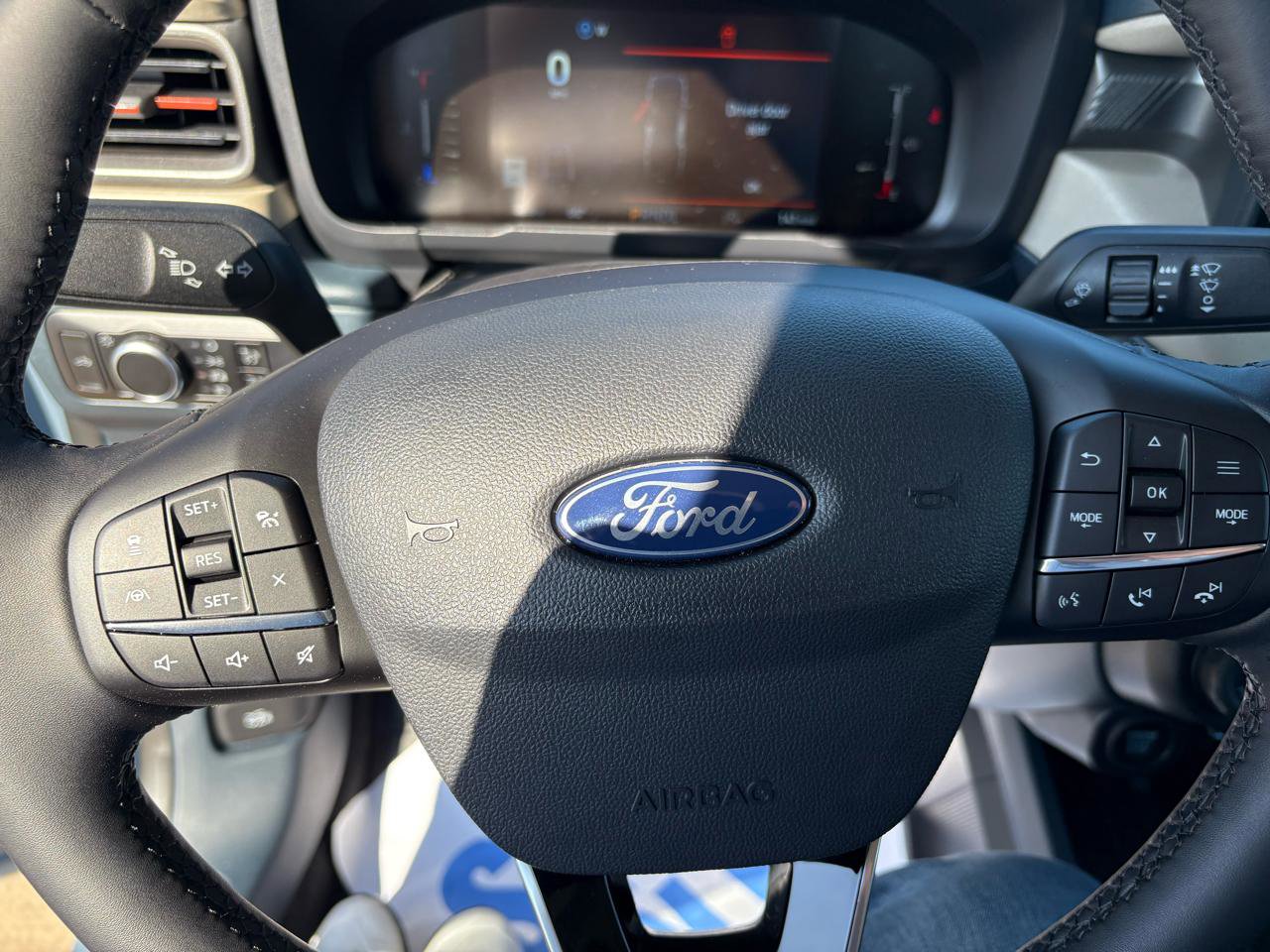 New 2025 Ford Maverick Lariat w/ 4K Tow Package image 27