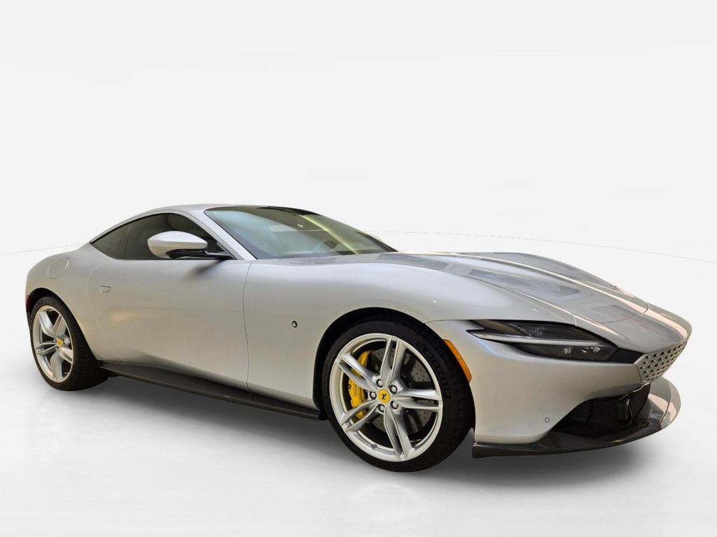 Used 2022 Ferrari Roma RWD image 3