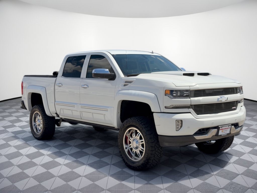 Used 2017 Chevrolet Silverado 1500 LTZ Z71 w/ LTZ Plus Package AWD/4WD image 7