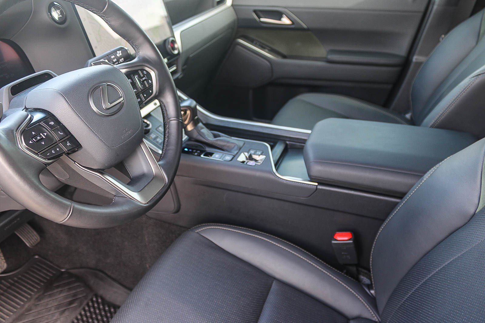 Used 2024 Lexus GX 550 image 18