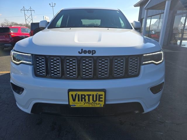 Used 2021 Jeep Grand Cherokee Laredo X image 2