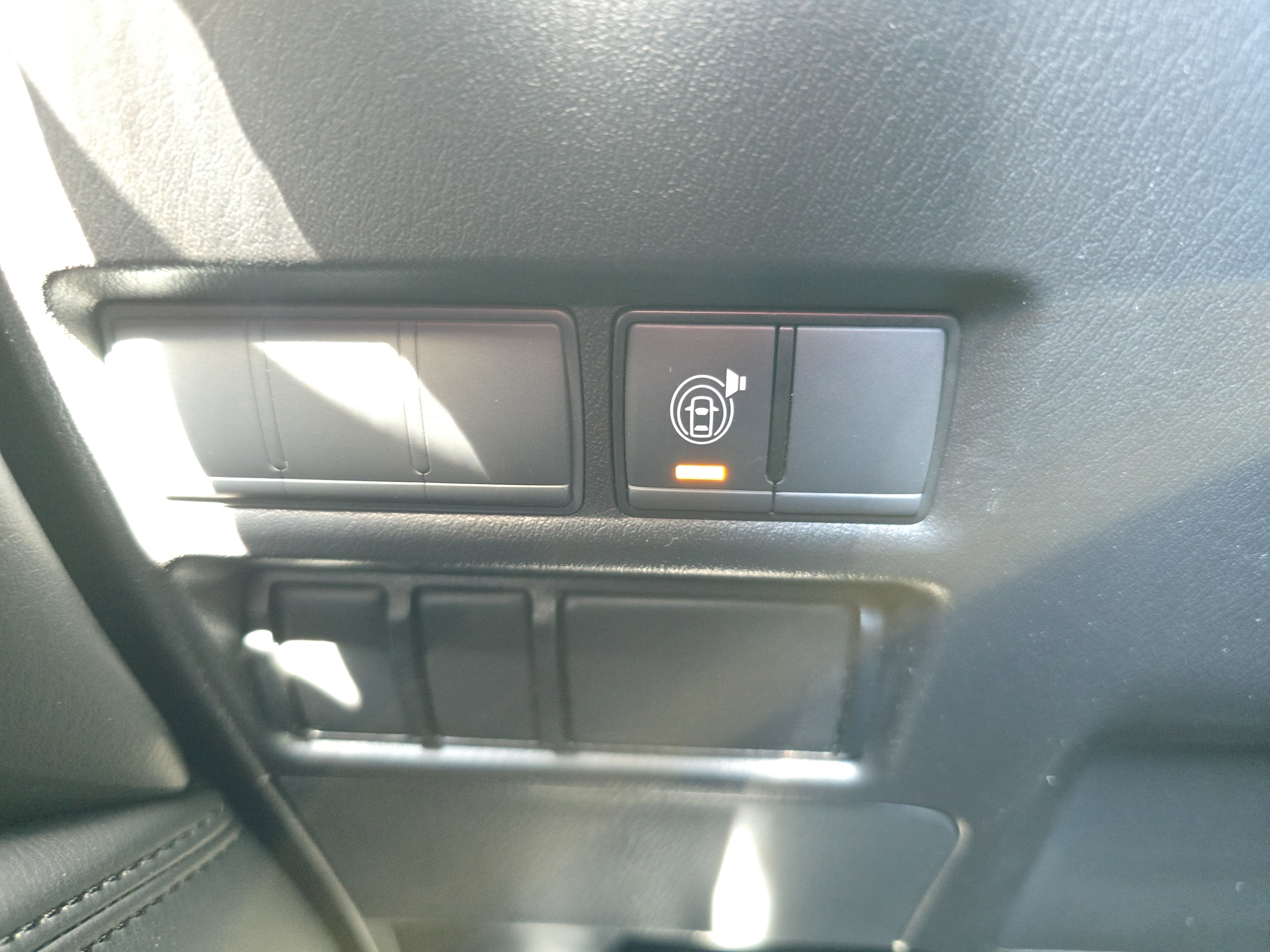 Used 2024 Nissan Armada SV AWD/4WD image 23