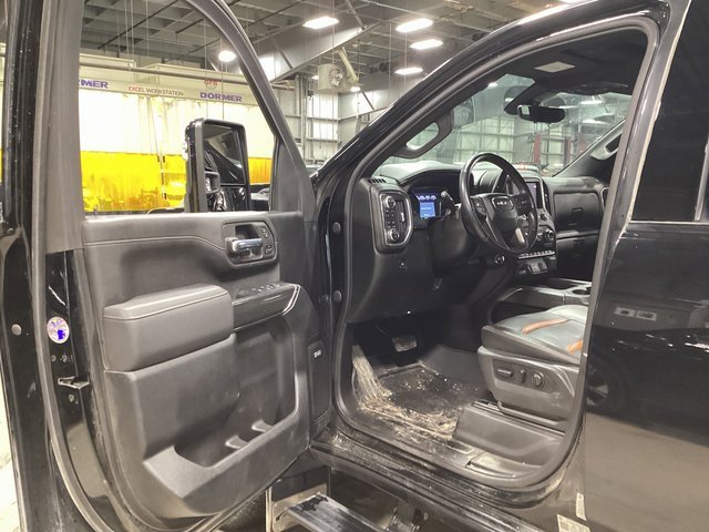 Used 2022 GMC Sierra 2500 AT4 w/ AT4 Premium Plus Package image 6