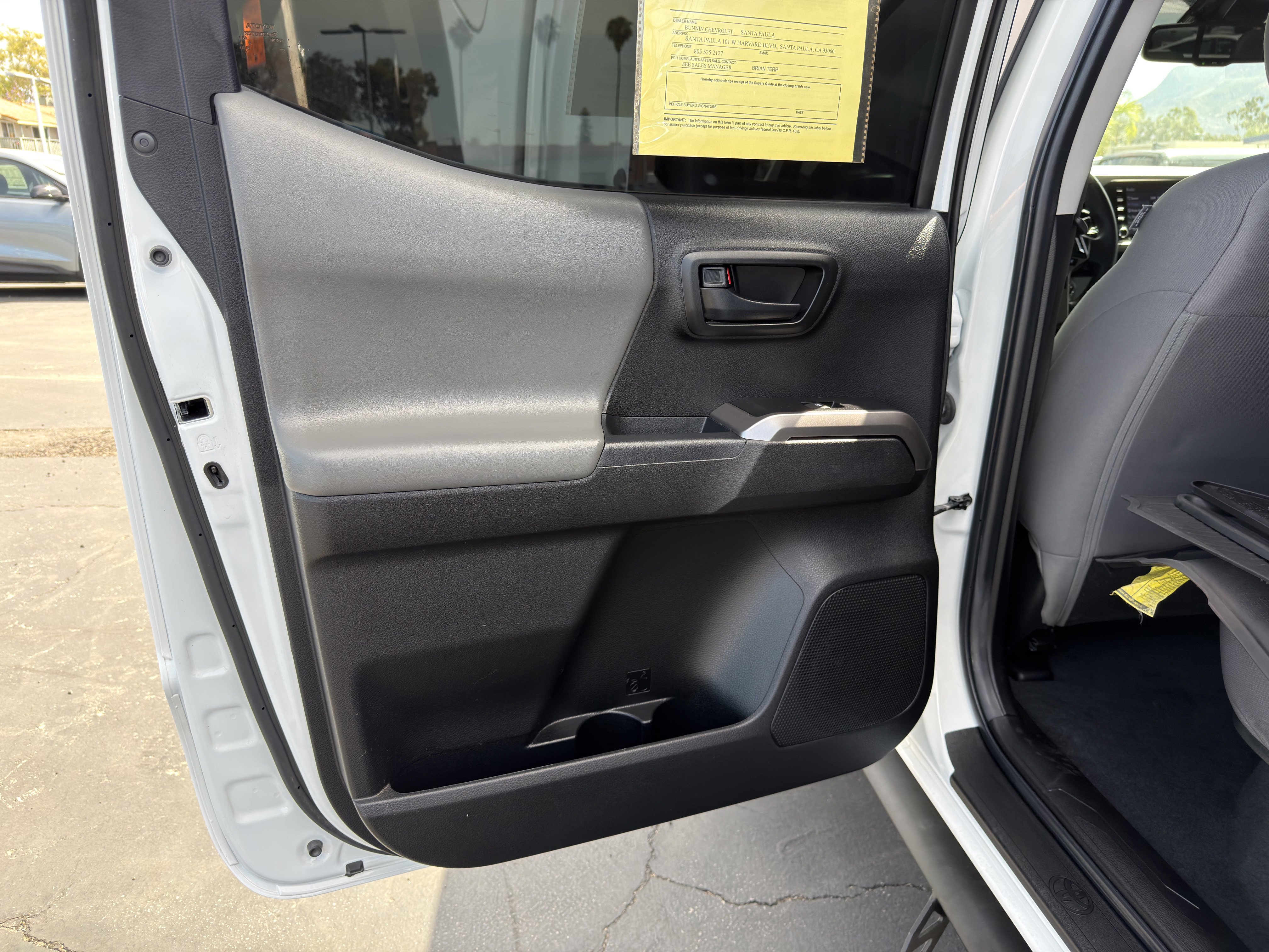 Used 2023 Toyota Tacoma SR5 RWD image 18
