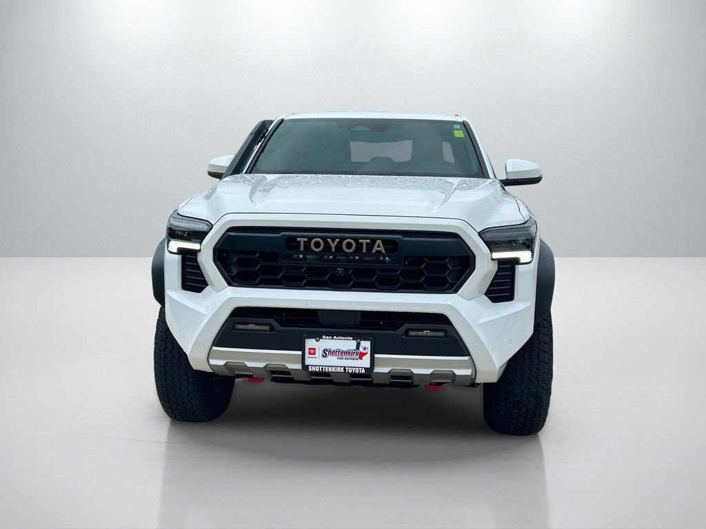 Used 2025 Toyota Tacoma 4x4 Double Cab Hybrid image 2