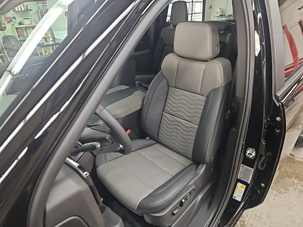 New 2026 Chevrolet Silverado 2500 ZR2 image 15