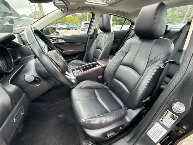 Used 2017 MAZDA MAZDA3 Touring w/ Popular Equipment Package FWD image 16
