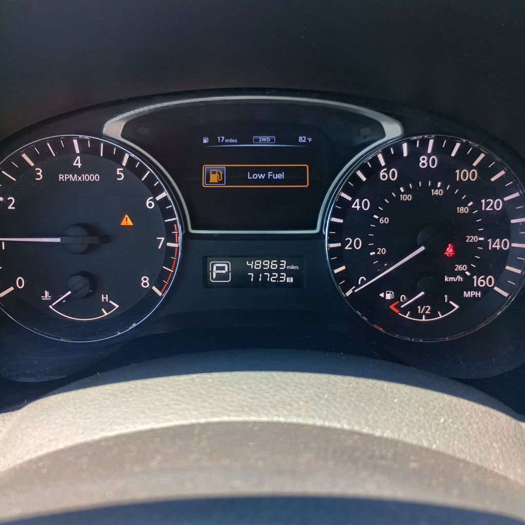 Used 2014 Nissan Pathfinder SL w/ SL Premium Package AWD/4WD image 10