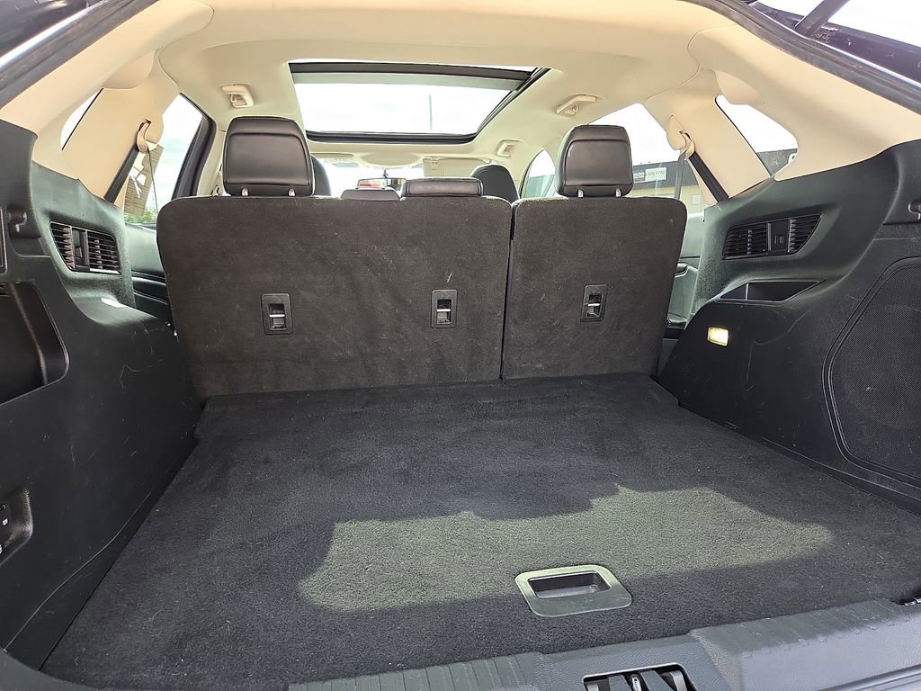 Used 2017 Ford Edge Titanium w/ Equipment Group 301A image 8