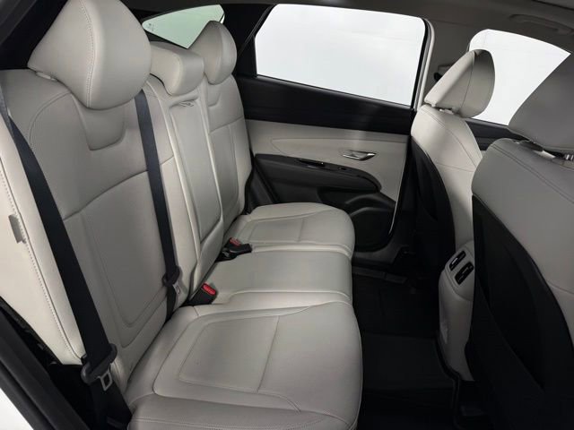 Used 2025 Hyundai Tucson Limited image 18