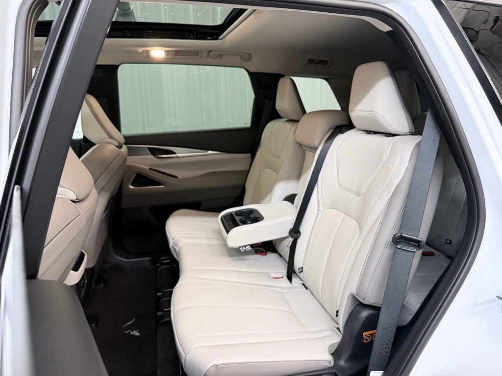 New 2027 INFINITI QX60 Luxe FWD image 33