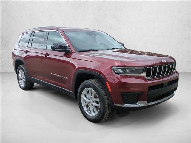 Used 2024 Jeep Grand Cherokee L Laredo image 4