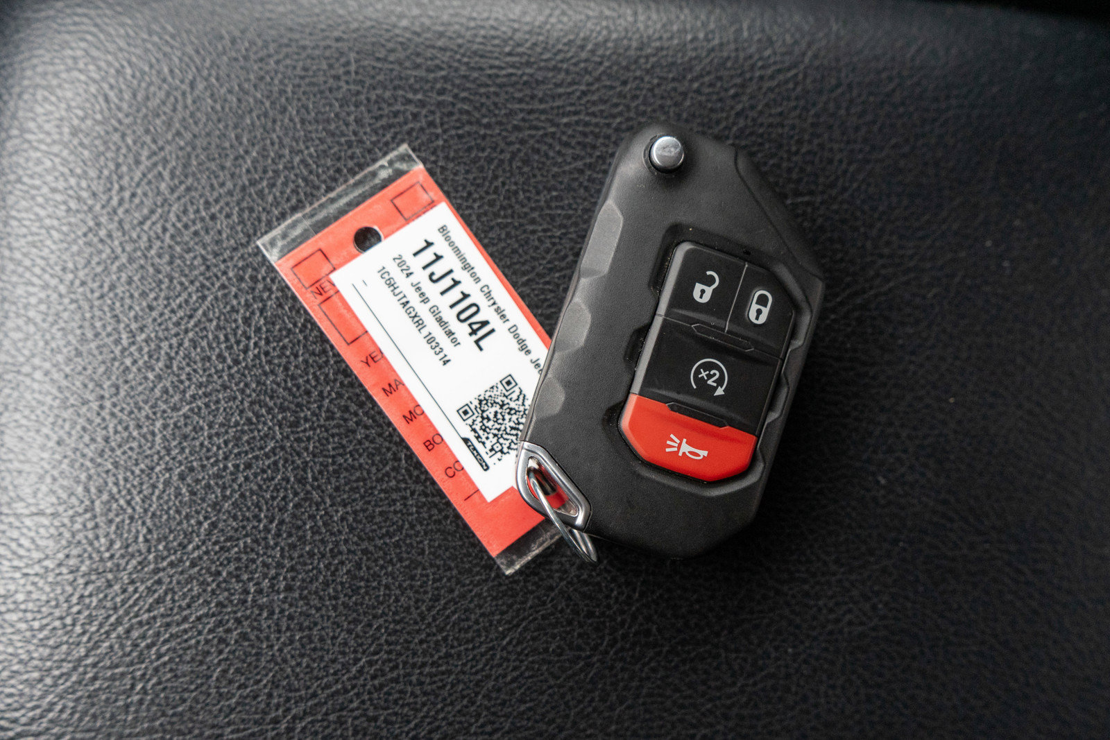Used 2024 Jeep Gladiator Sport AWD/4WD image 30