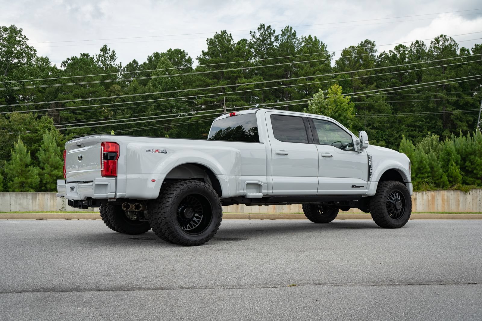 Used 2026 Ford F450 Lariat AWD/4WD image 24