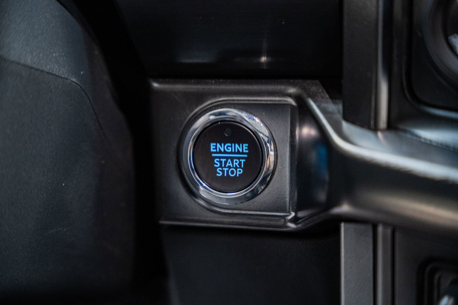 Certified 2023 Ford F150 Lariat w/ Equipment Group 502A High image 34