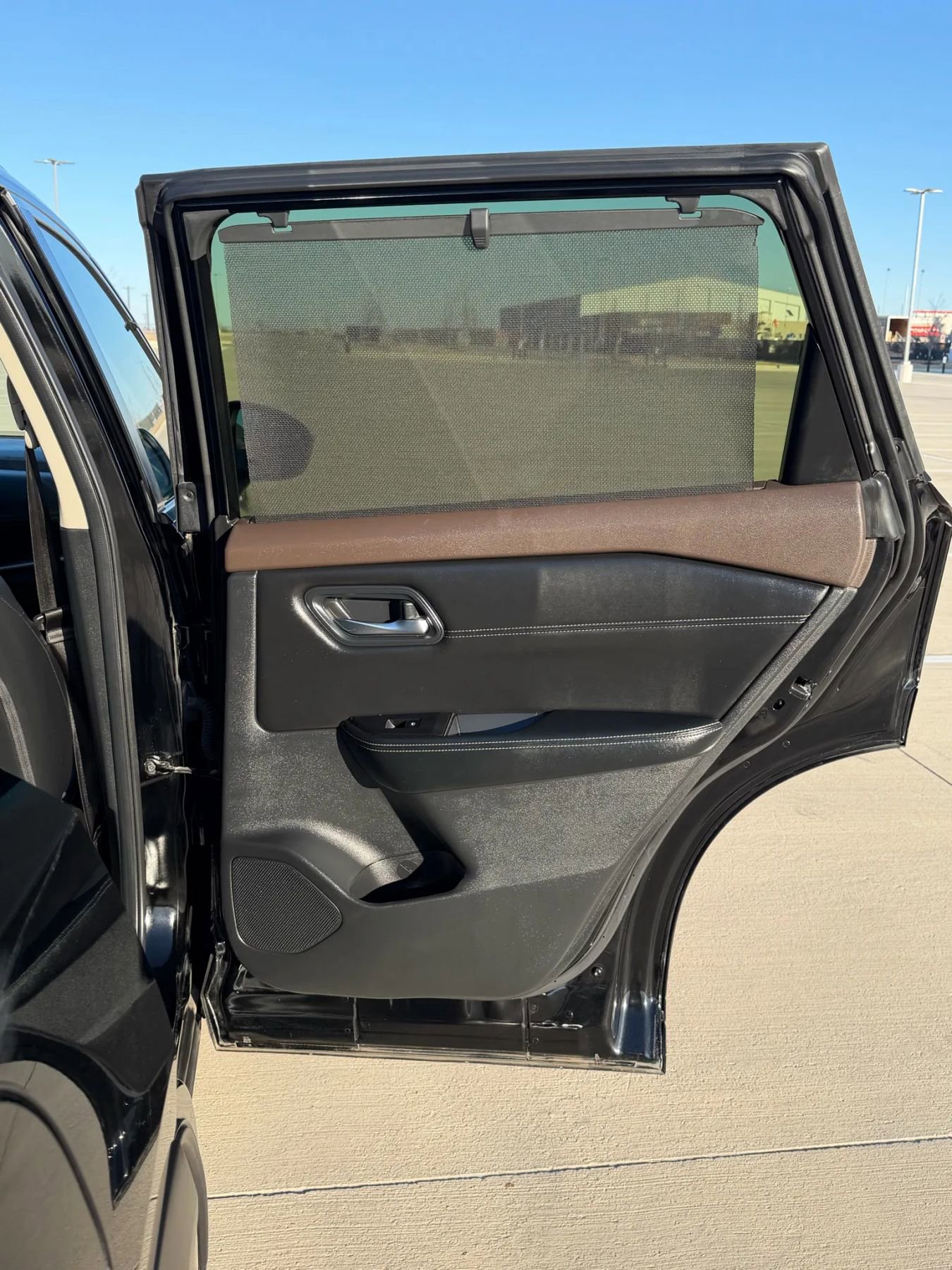 Used 2023 Nissan Rogue SV w/ SV Premium B Package image 35