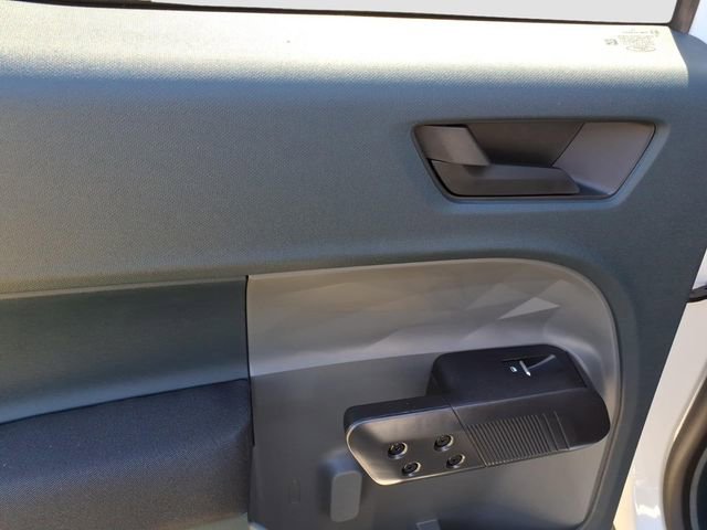 New 2026 Ford Maverick XL image 6