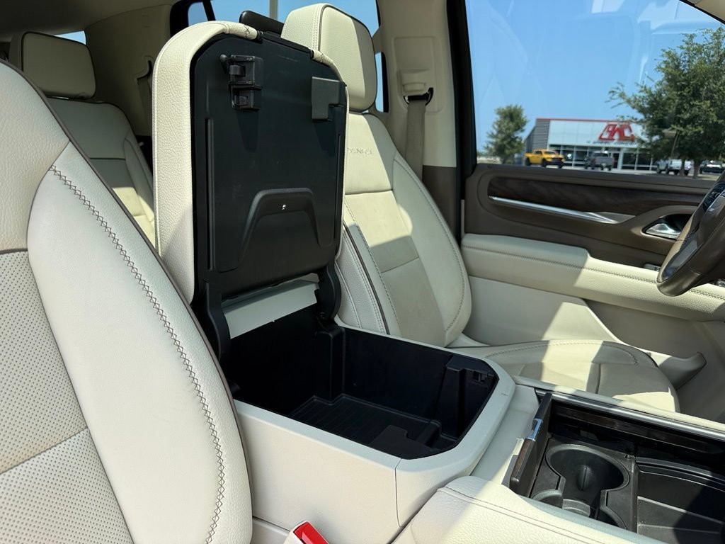 Used 2022 GMC Yukon Denali AWD/4WD image 46