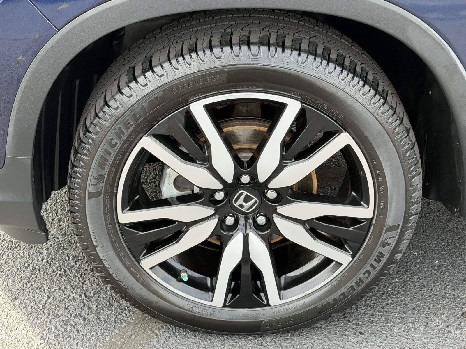Certified 2022 Honda Pilot Touring image 5