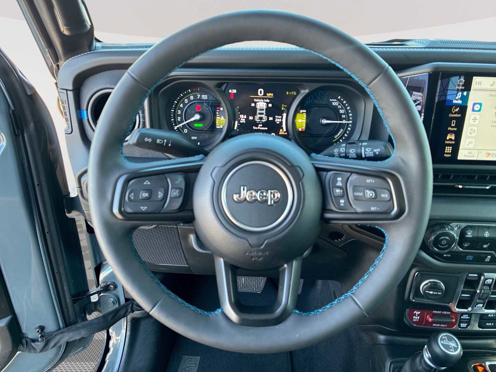 Used 2025 Jeep Wrangler Unlimited Rubicon 4xe w/ Safety Group image 10