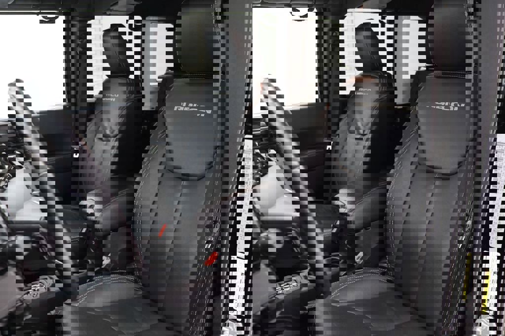 Used 2017 Jeep Wrangler Unlimited Rubicon image 19