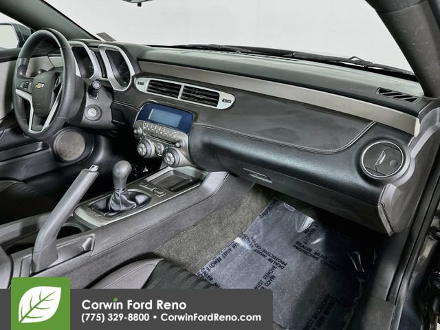 Used 2015 Chevrolet Camaro LS RWD image 26