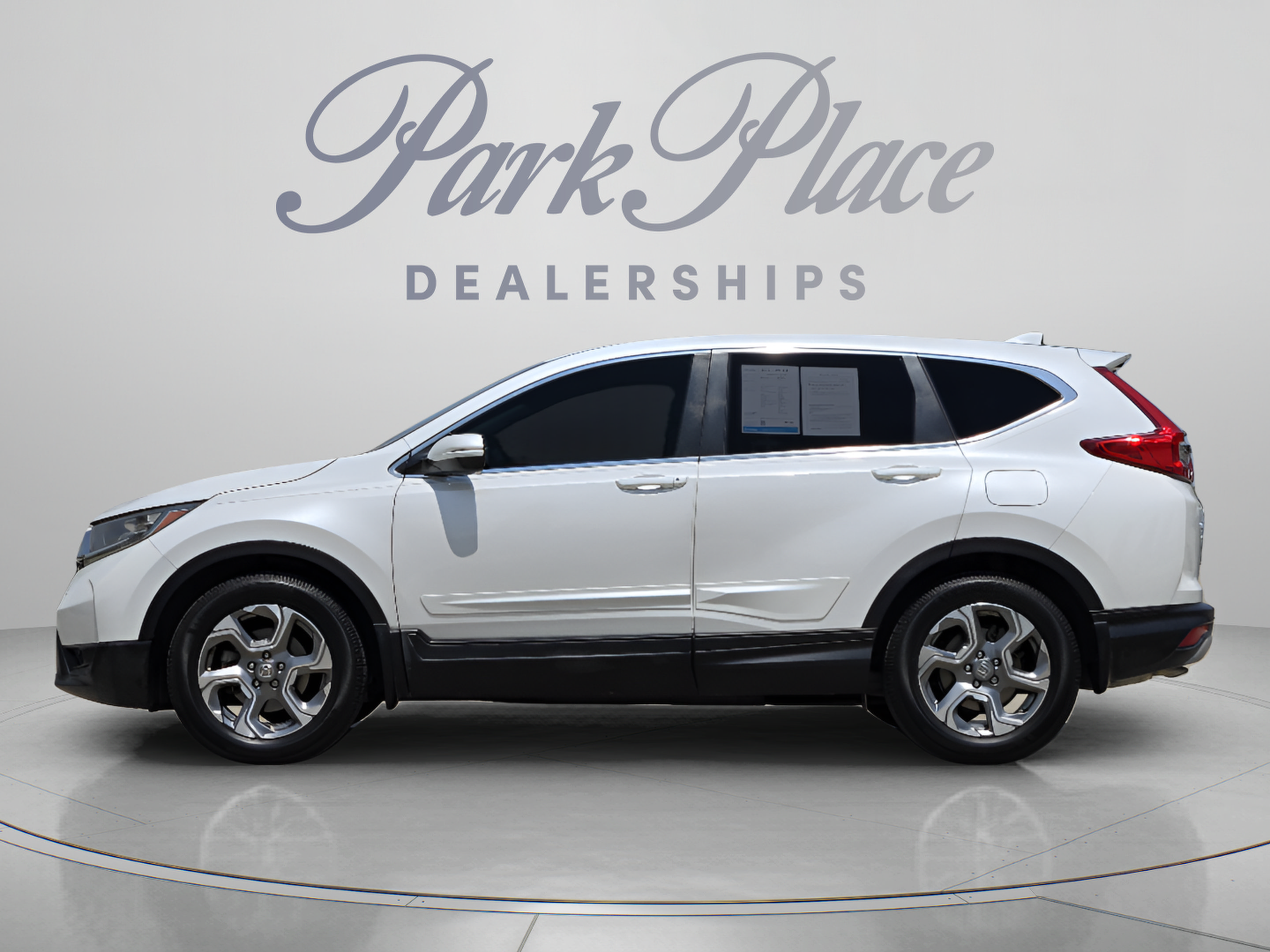 Used 2019 Honda CR-V EX image 2
