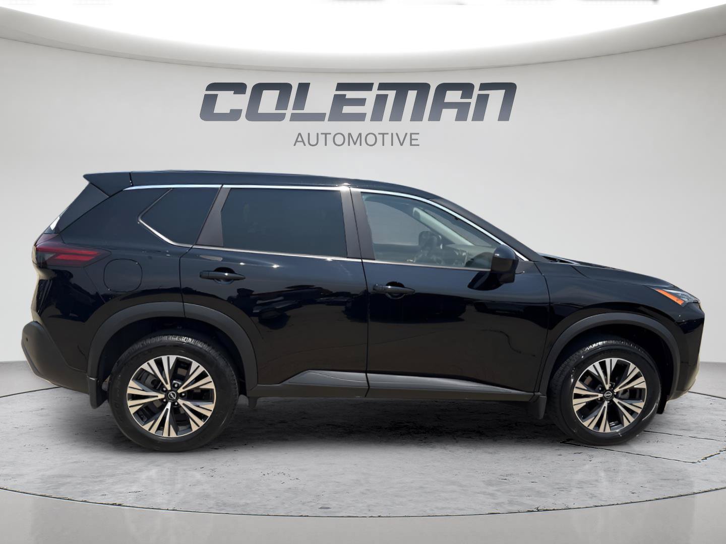 Used 2023 Nissan Rogue SV AWD/4WD image 23