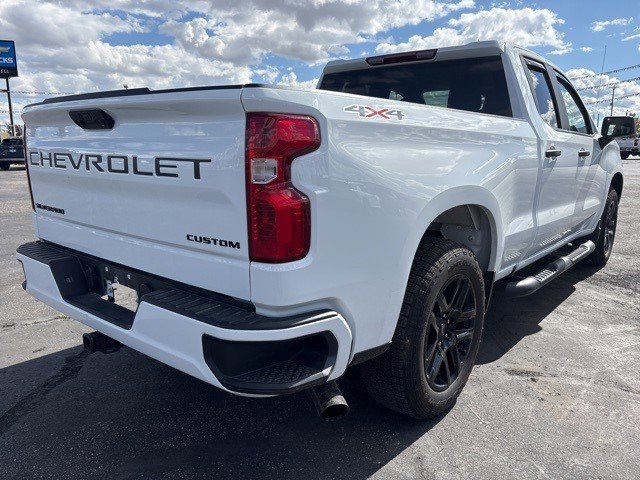 Certified 2025 Chevrolet Silverado 1500 Custom w/ Turbomax Blackout Package image 4