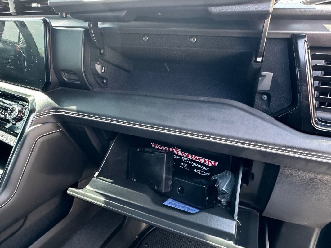 Used 2025 GMC Sierra 2500 AT4X AWD/4WD image 27