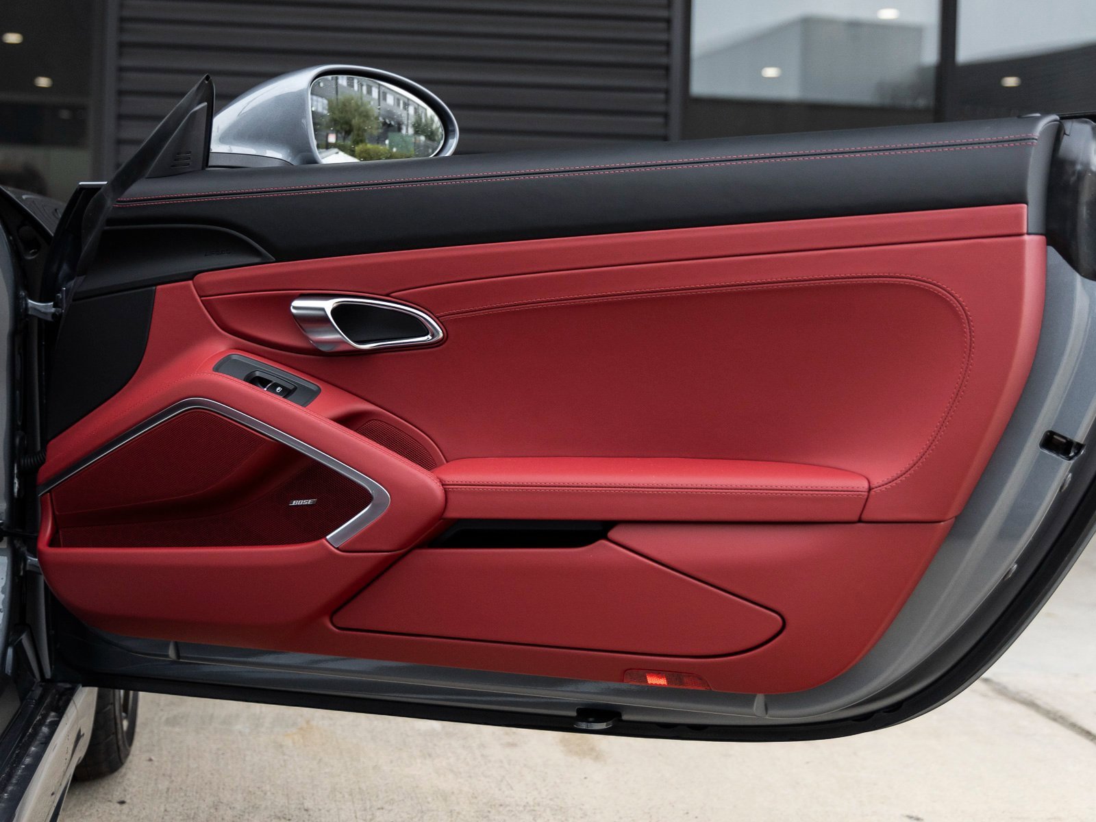 Used 2025 Porsche 718 Boxster S image 33