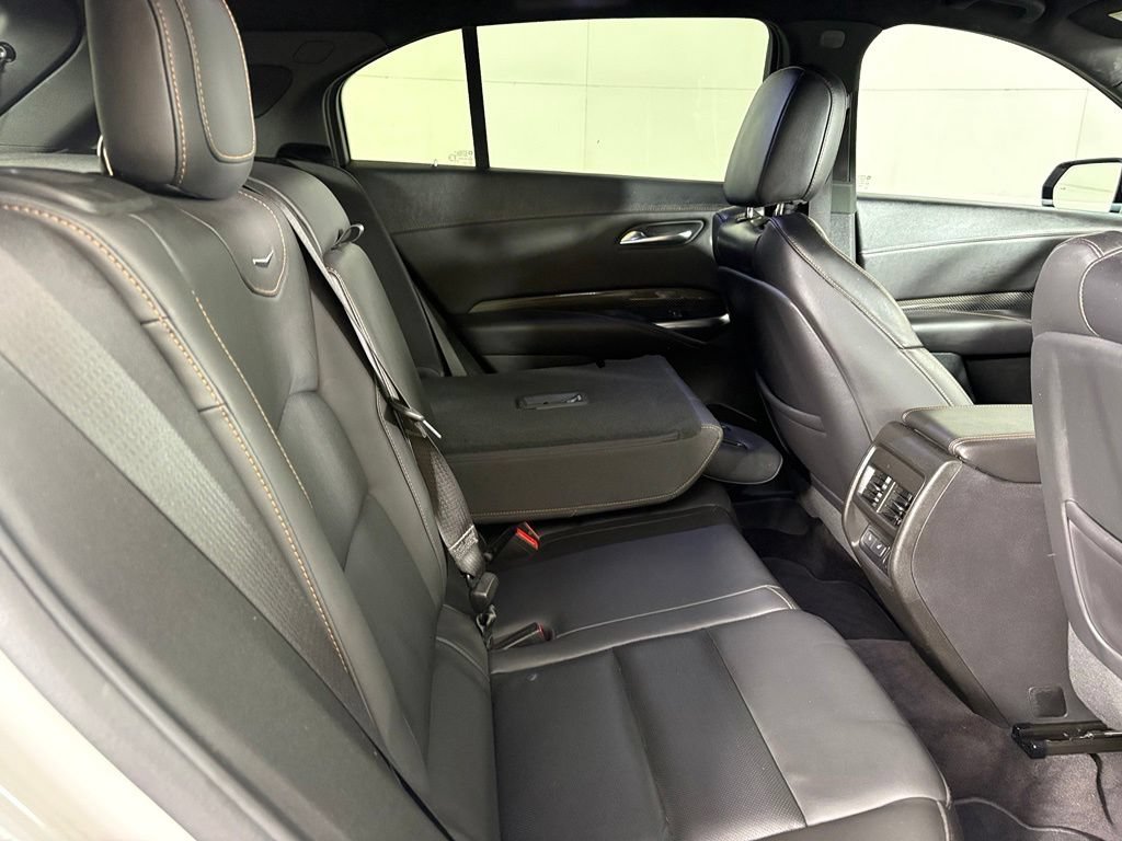 Used 2022 Cadillac XT4 Sport AWD/4WD image 17