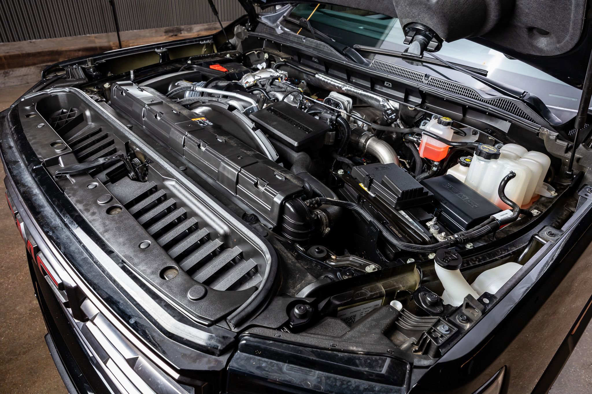 Used 2025 GMC Sierra 2500 AT4X image 40